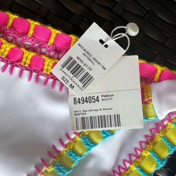 Platinum inspired solange Ferranini Crochet swim Bottom NWT white blue pink - Picture 6 of 8
